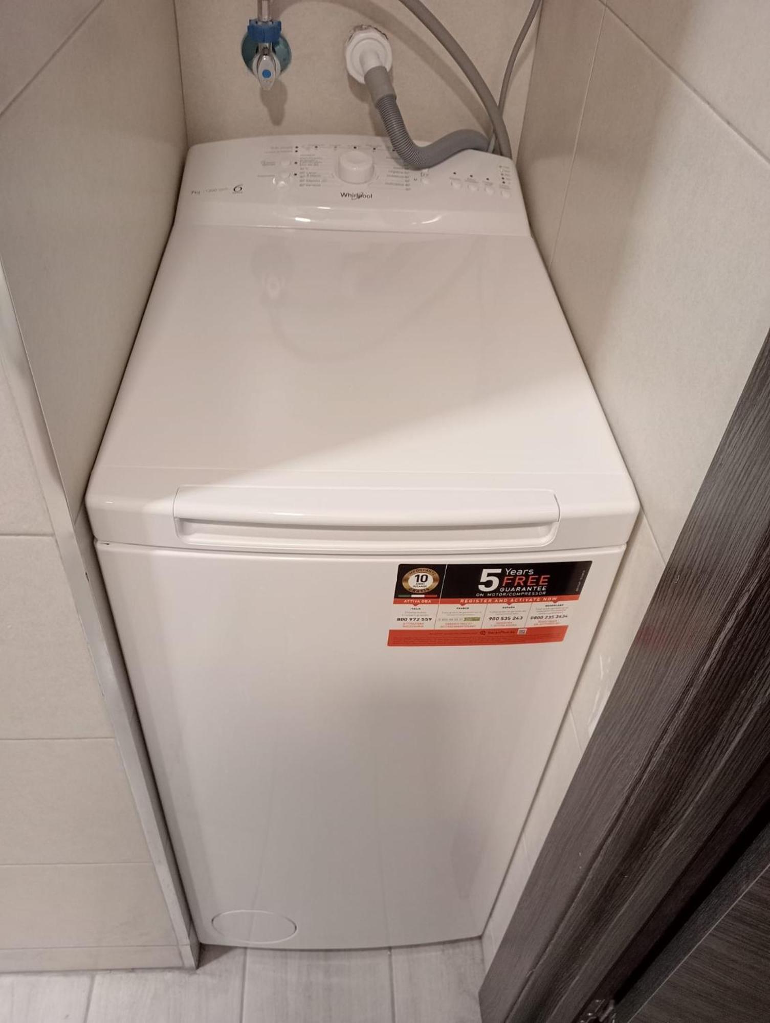 Apartment In The Orlando Complex 阿德耶 外观 照片